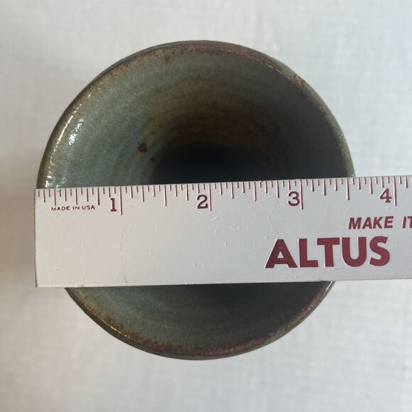 Studio Art Pottery Drip Glaze Sandstone Vase 8.75” Inch" Green Gray Signed - Picture 8 of 12